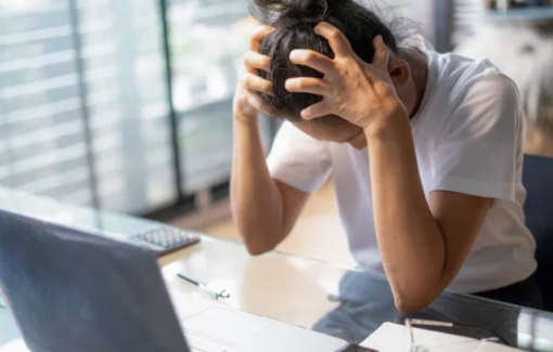 Triệu chứng "sương mù não" của COVID-19 kéo dài tương đương với 10 năm lão hóa