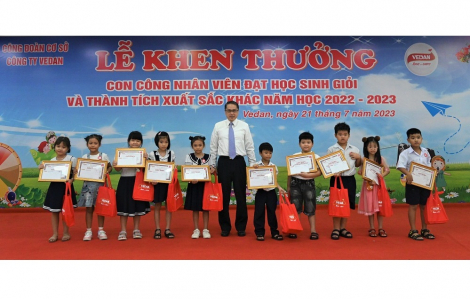 Vedan Việt Nam khen thưởng cho 764 con em cán bộ công nhân viên học giỏi năm học 2022-2023
