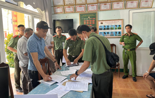 Triệt phá nhóm lừa đảo cho vay nặng lãi hơn 20.000 tỉ đồng