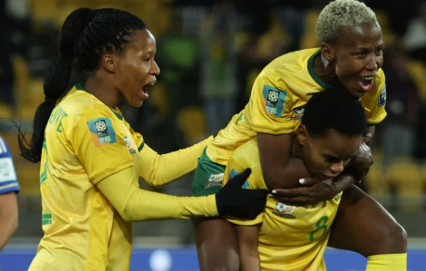 Đội tuyển nữ Nam Phi tạo nên cơn địa chấn sau khi giành chiến thắng trước đội tuyển Ý
