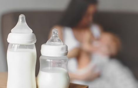 Chất béo trong sữa mẹ có thể ngăn ngừa và điều trị bệnh bại não
