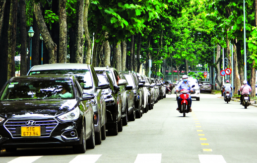 Xóa nỗi khổ thiếu chỗ đậu xe ở trung tâm TPHCM