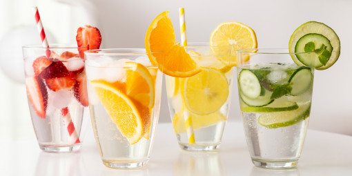 8 cách để tăng hương vị cho nước lọc giúp bạn uống được nhiều hơn