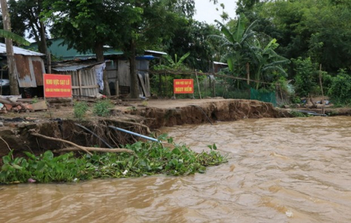 Cần làm rõ nguyên nhân các vụ sạt lở, sụt lún ở nhiều địa phương