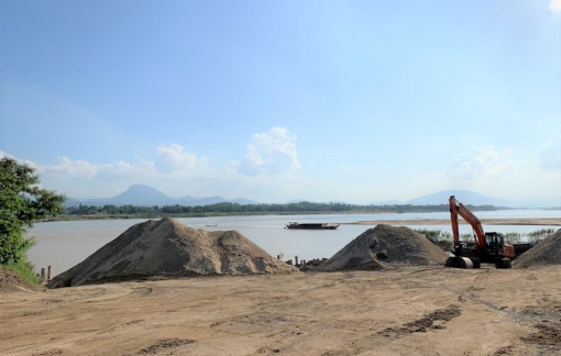 Khai thác cát trái phép, một doanh nghiệp bị phạt 445 triệu đồng