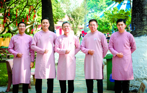 Hội viên danh dự - những nam giới làm mạnh phong trào phụ nữ