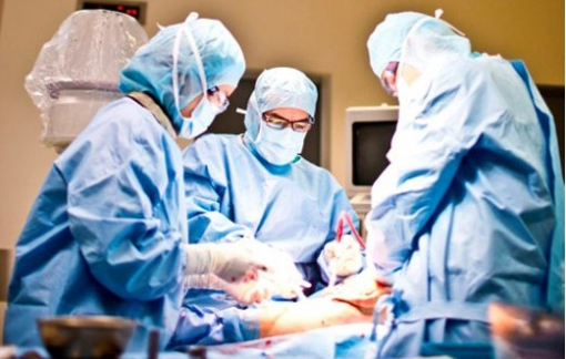 Suýt mất chân chỉ vì 1 vết côn trùng cắn