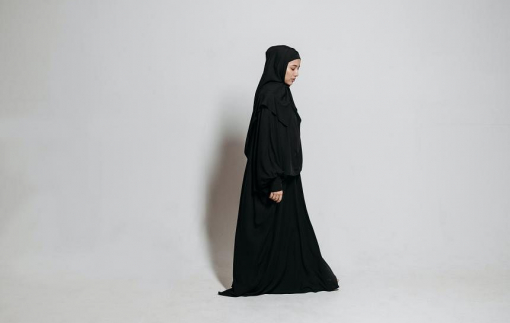Pháp cấm trang phục abaya của người Hồi giáo ở trường học