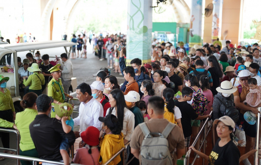 TPHCM thu gần 3.000 tỉ đồng từ du lịch trong 4 ngày nghỉ lễ 2/9