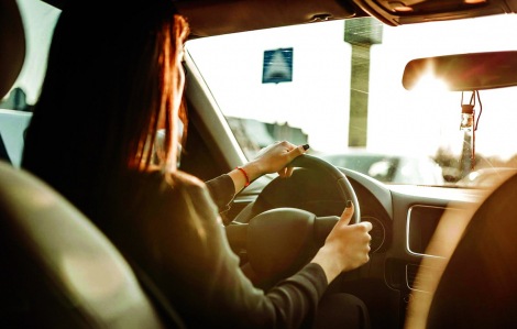Phụ nữ lái xe an toàn hơn nam giới gấp đôi