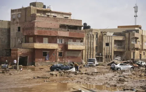 Thành phố của Libya hoang tàn sau cơn lũ quét