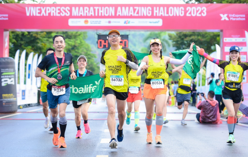 Herbalife Việt Nam đồng hành cùng giải chạy VnEpxress Marathon Amazing Hạ Long 2023