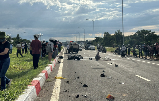 Ba mẹ vắng nhà, thiếu niên 16 tuổi tự ý lấy xe phân khối lớn chạy làm 2 người tử vong