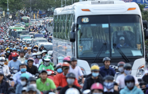 Toàn TPHCM có... 24 điểm ùn tắc giao thông
