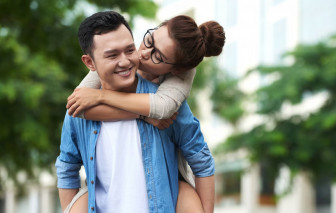 Lời nói “trói” tim bạn đời
