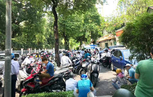 Vào năm học mới, đường lại kẹt xe