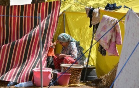 Những người sống sót sau động đất ở Maroc đối diện với thảm họa dịch bệnh