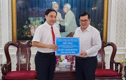 EVNHCMC hỗ trợ 100 triệu đồng cho các gia đình gặp nạn trong vụ cháy chung cư mini tại Hà Nội