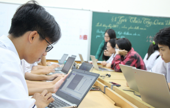 Tìm giải pháp giảm áp lực cho học sinh