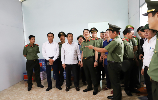 Bàn giao 600 ngôi nhà cho người nghèo ở Hà Tĩnh