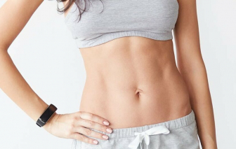 Bài tập gác chân giúp đốt mỡ bụng hiệu quả