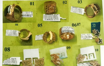Công an truy tìm các mẫu trang sức và xe máy trong vụ cướp tiệm vàng ở Khánh Hòa