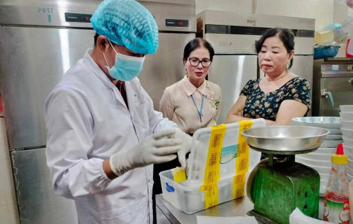 Bánh mì Phượng sẽ bị phạt hơn 110 triệu đồng, đình chỉ hoạt động 3-5 tháng