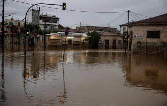 Hy Lạp bị tàn phá vì lũ lụt nghiêm trọng