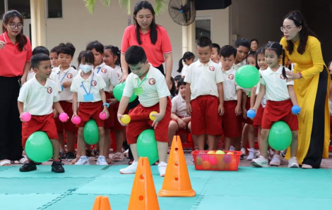 Trưởng Ban Văn hóa Xã hội, HĐND TPHCM: Trường đã thu tiền dạy 2 buổi thì không được thu tiếp