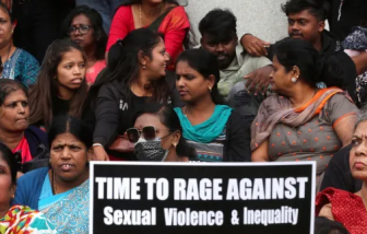 Bé gái 15 tuổi ở Ấn Độ bị cưỡng hiếp rồi vứt xuống giếng sâu
