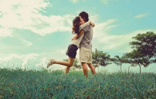 Có nên gắn kết với người từng vướng nợ nần?