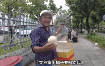 Sở Du lịch TPHCM kiểm tra thông tin du khách Đài Loan bị "chặt chém" trái dừa 150.000 đồng