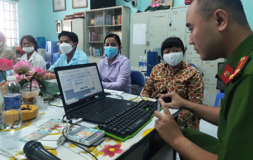 Lừa đảo hướng dẫn cài đặt ứng dụng VNeID