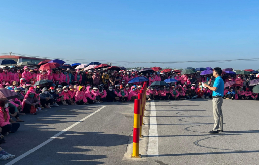 Vụ gần 6.000 công nhân giày, dép ngừng việc: Gần 1.000 công nhân vào làm việc