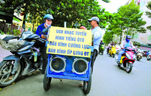 Tăng tuyên truyền và xử phạt để giảm ô nhiễm tiếng ồn