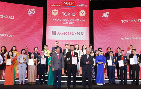 Agribank được vinh danh “Top 10 thương hiệu mạnh Việt Nam 2023”
