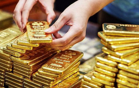 Giá vàng lên mức cao nhất trong hơn 1 năm