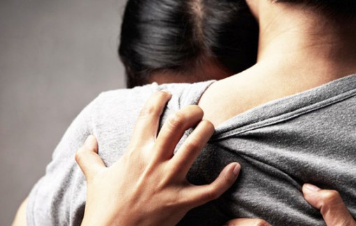 Vợ ngoại tình, còn đổ lỗi cho chồng