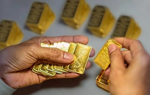 Giá vàng lên 71 triệu đồng/lượng