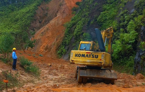 Đã thông điểm sạt lở đường Hồ Chí Minh qua địa bàn Thừa Thiên - Huế