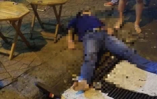 Nam sinh đâm gục 2 người, 1 nạn nhân tử vong