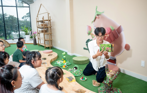 Mẹ và con cùng ghé ''Trạm hạnh phúc''