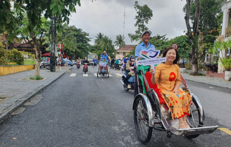 Hội An: diễu hành mừng gia nhập mạng lưới thành phố sáng tạo toàn cầu