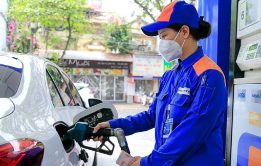 Giá xăng dầu sẽ được điều chỉnh vào thứ Năm hàng tuần
