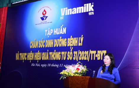 Vinamilk cùng Câu lạc bộ Điều dưỡng trưởng Việt Nam tập huấn chăm sóc dinh dưỡng bệnh lý cho điều dưỡng phía Bắc