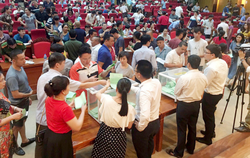 Kiến nghị nâng tiền cọc đấu giá đất để hạn chế “cò mồi”, bỏ thầu