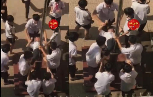 Phẫn nộ trước cảnh nam sinh lớp 8 bị bạn học tác động vào vùng kín
