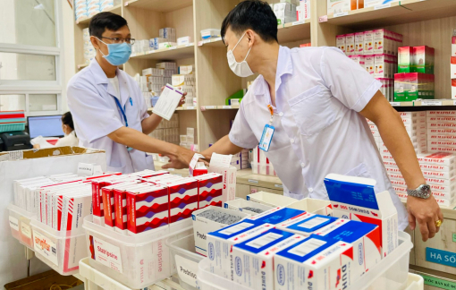 Chỉ số giá tiêu dùng tháng 11 tăng theo giá thuốc, gạo, vàng