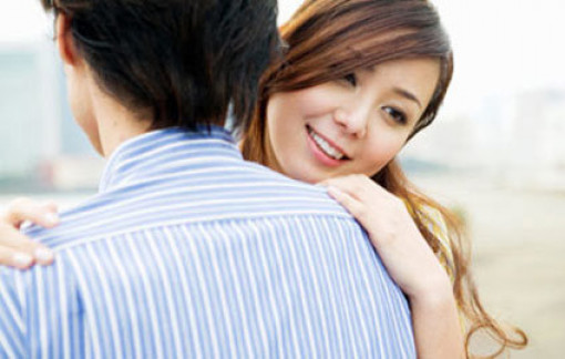 Có nên yêu cô gái có điều kiện hơn mình?