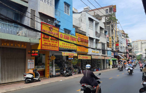 Tiệm vàng trên đường Phạm Văn Hai ở Tân Bình nghi bị cướp